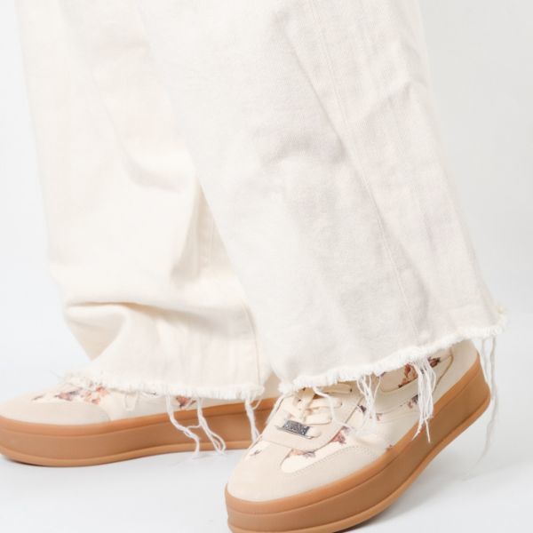 フローラルクラッシュスニーカー／スティーブマデン（STEVE MADDEN）