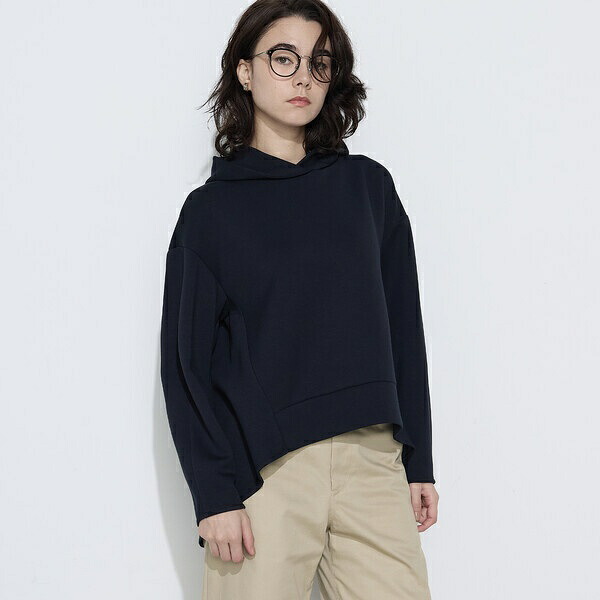 〔 +大きさ 〕ソフトストレッチダンボールニット フーディー／コムサワードローブ（COMME CA Wardrobe）