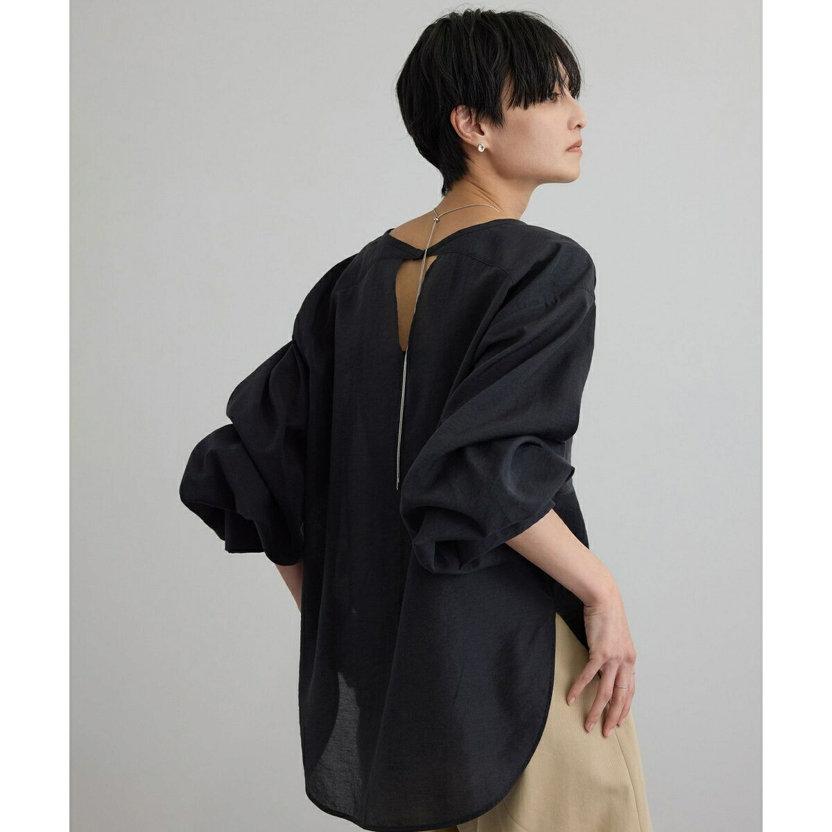 【WEB限定】シルクMIXルチアブラウス／サロン アダム エ ロペ（SALON adam et rope' ）