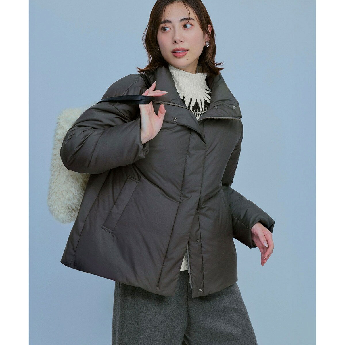 【WEB＆一部店舗限定】ステッチレス フーデット ダウン／23区（23KU）