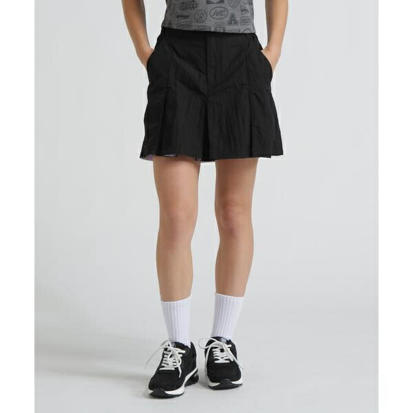 NYLON SKIRT-LIKE PLEATED SKIRT／アヴィレックス（AVIREX）