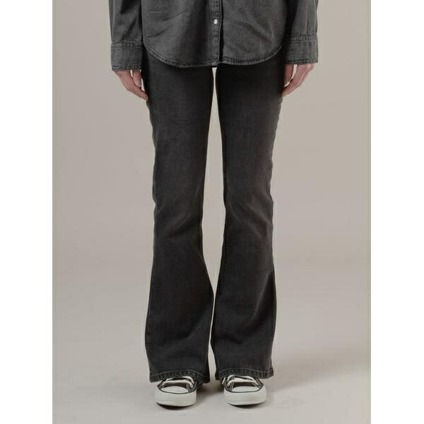 LOW SLIM BOOT ジーンズ ブラック／リーバイス（Levi’s）