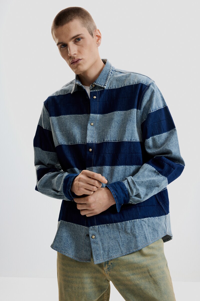 【4サイズ展開】ボーダー柄デニムシャツ 2026SS 新作／デシグアル（Desigual）