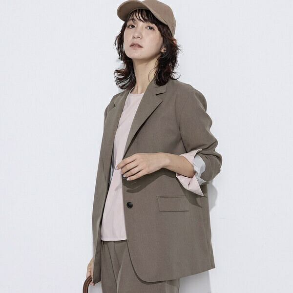 〔 +大いさ 〕 【セットアップ相応う】パウダープレーンストレッチ ロング上衣／コムサワードローブ（COMME CA Wardrobe）