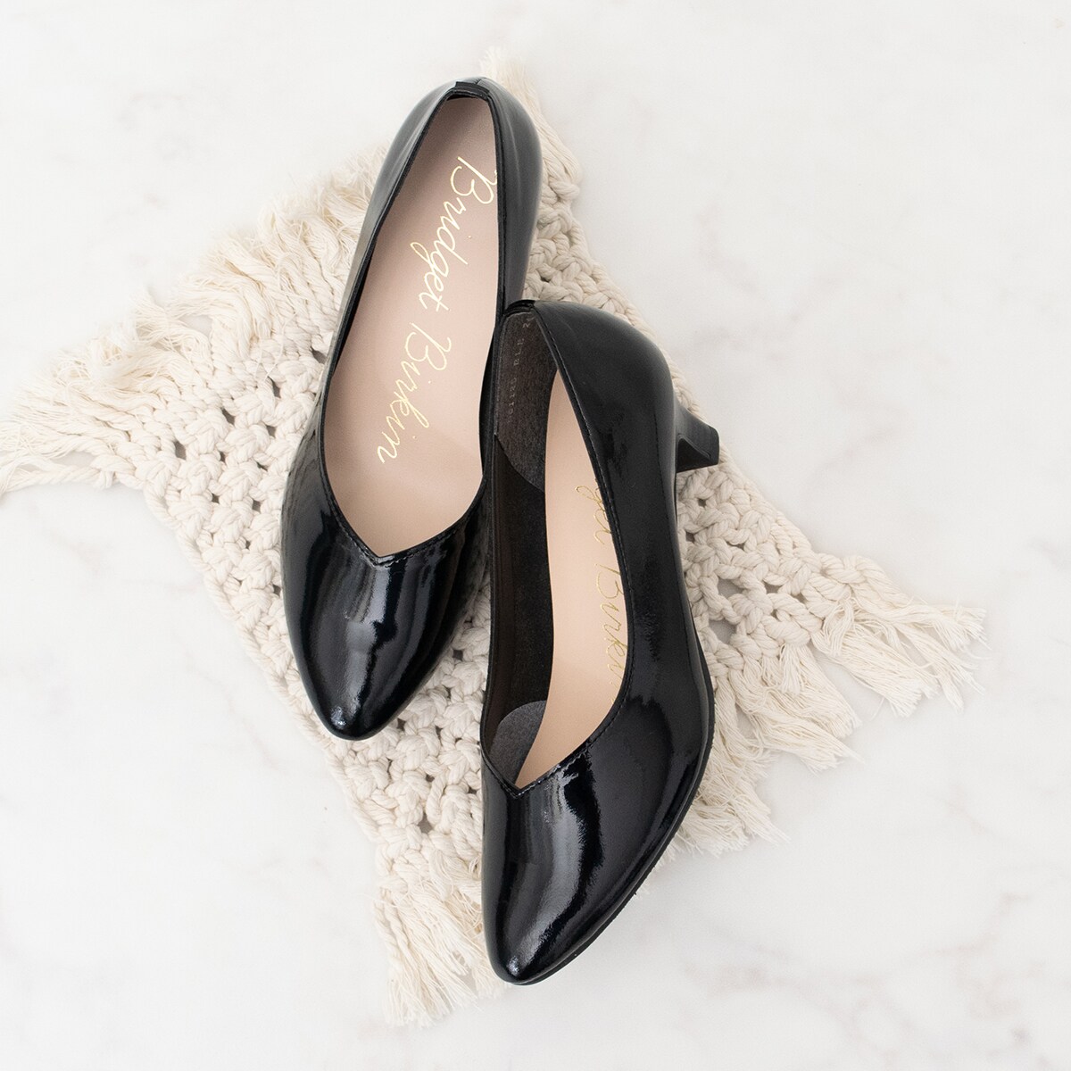 Bridget Birkin◆5.2cmヒール◆Vカットベーシックパンプス／ブリジット バーキン（Bridget Birkin）