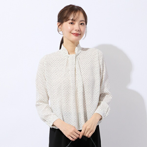 【洗える・セットアップ対応】ミニリンゴプリントブラウス／リリアンビューティ エクラ（Liliane Burty ECLAT） 21,384円