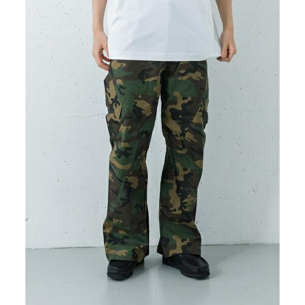 URBAN RESEARCH iD　3-D CUTTING CARGO PANTS／アーバンリサーチ（URBAN RESEARCH）