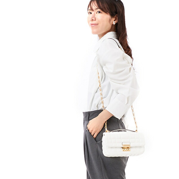 TRIBECA キルテッドレザー ショルダー スモール／マイケル・コース（Michael Kors）