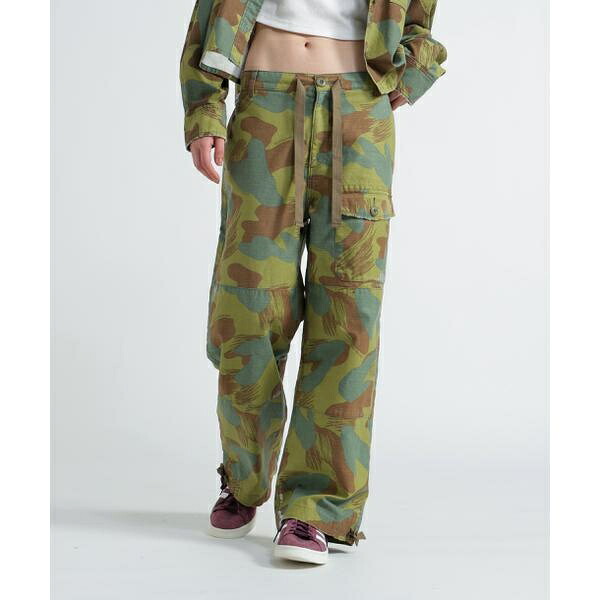 《WOMAN》CAMOUFLAGE CARGO LONG PANTS／カモフラージュカーゴロングパン／アヴィレックス（AVIREX）