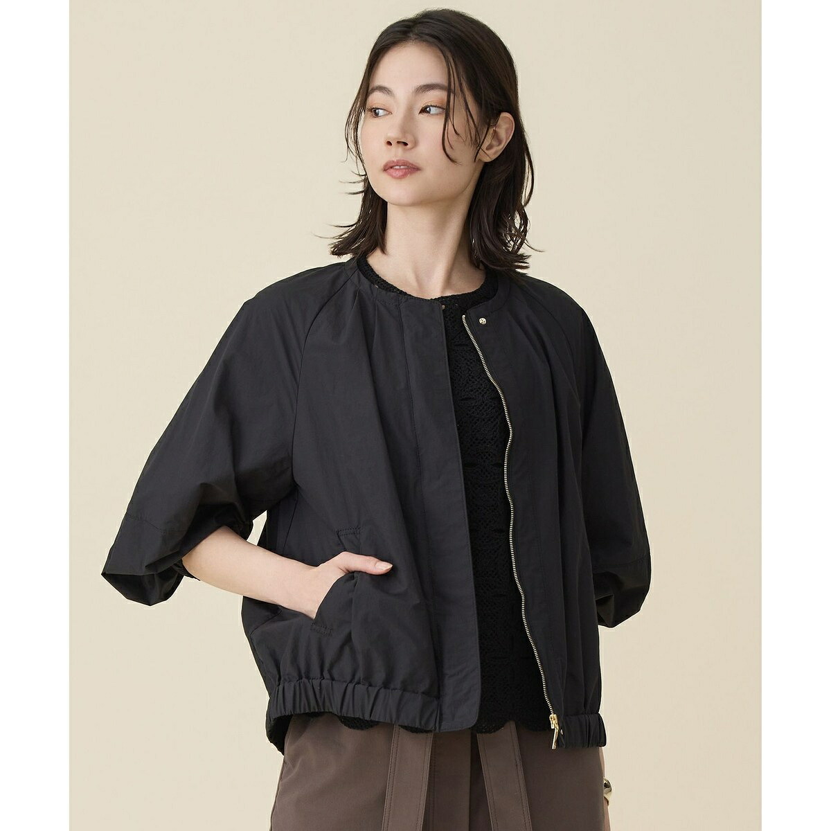【カタログ掲載・持ち運びに最適】フォルム ブルゾン／自由区（JIYU-KU）｜丸井（マルイ）店 23,320円