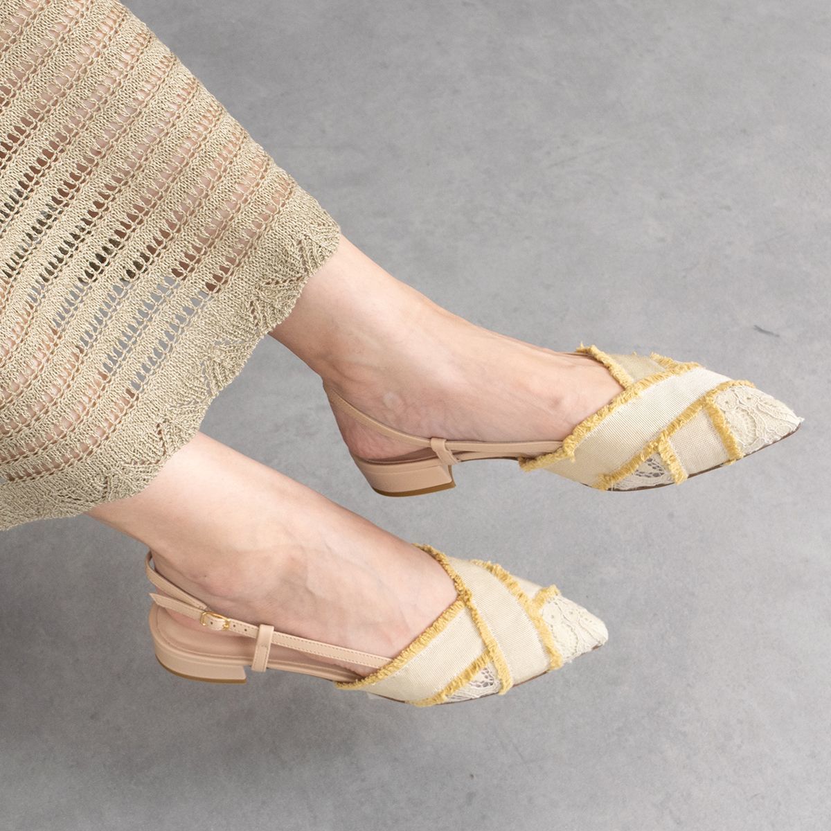 INTER-CHAUSSURES◆2cmヒール◆ポインテッドトウローヒールバックバンド／インターショシュール（INTER-CHAUSSURES）