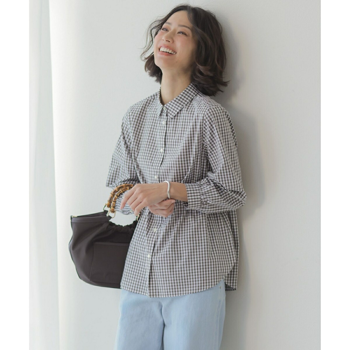 【WEB限定カラーあり】コンパクトエステネージュ シャーリング シャツ ブラウス／Ｊプレス（J.PRESS）