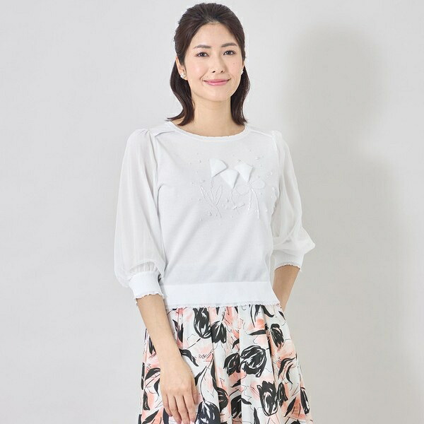 ジュエルチューリップ刺しゅう プルオーバー／トゥービーシック（TO BE CHIC） 27,170円