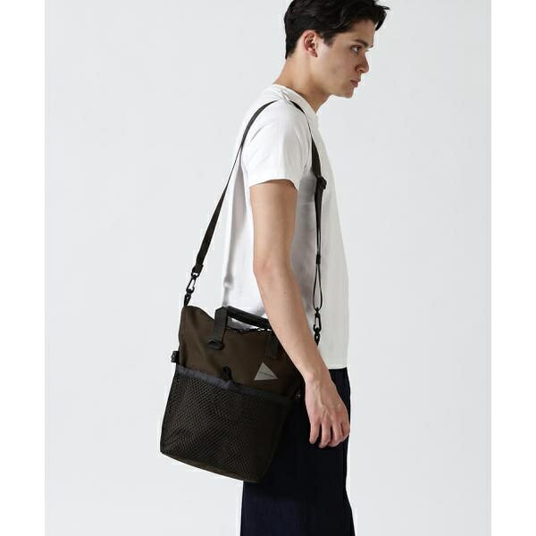 and wander／アンドワンダー　PE／CO 2way bag／ビーバー（BEAVER）