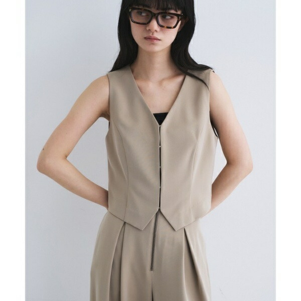 front hook short vest／コードエー（CODE A） レディースファッション-トップス-ベスト・ジレ