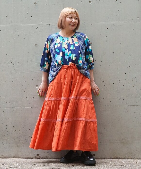 【大きいサイズ】ラインで刺繍でギャザＳＫ／アズノゥアズオオラカ（AS KNOW AS olaca） 17,745円