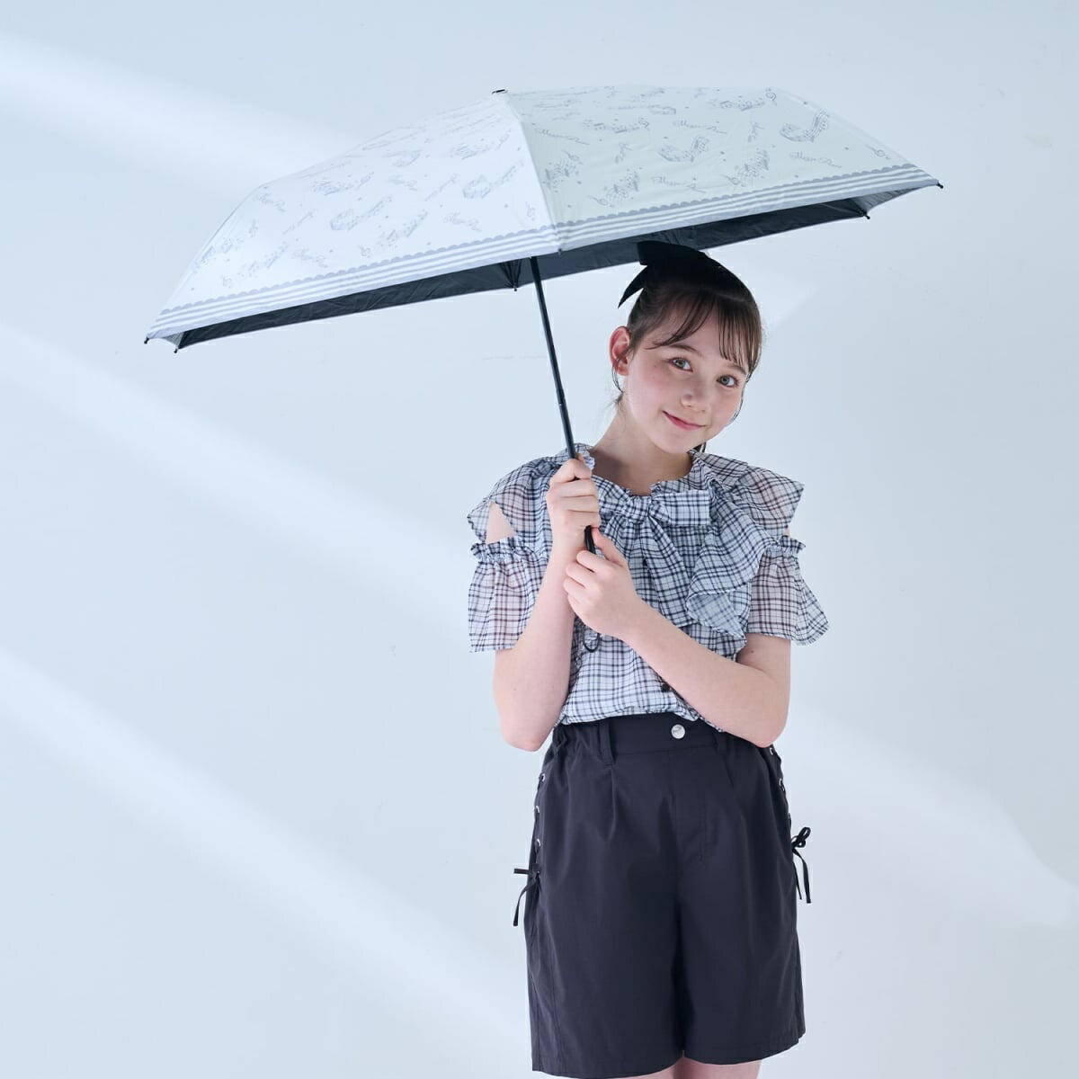 【晴雨兼用】With a melody♪柄折りたたみ傘／メゾピアノジュニア（mezzo piano junior）