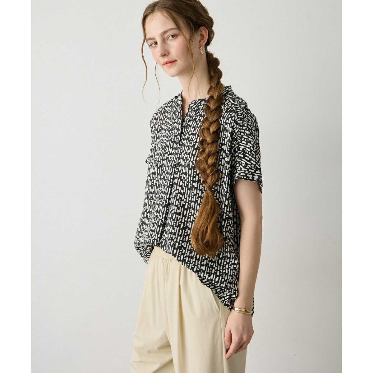 フレンチスリーブプリントブラウス／ルスークホリデー（LE SOUK HOLIDAY） 4,678円