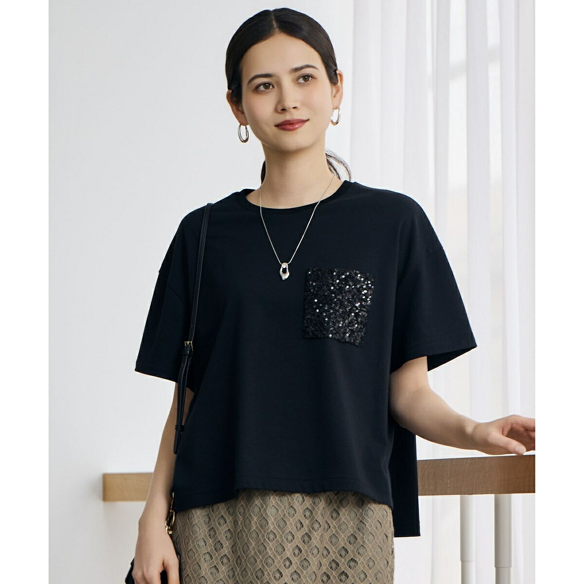 スパングルポケットＴシャツ／不道徳区（JIYU-KU） トップス-レディースファッション