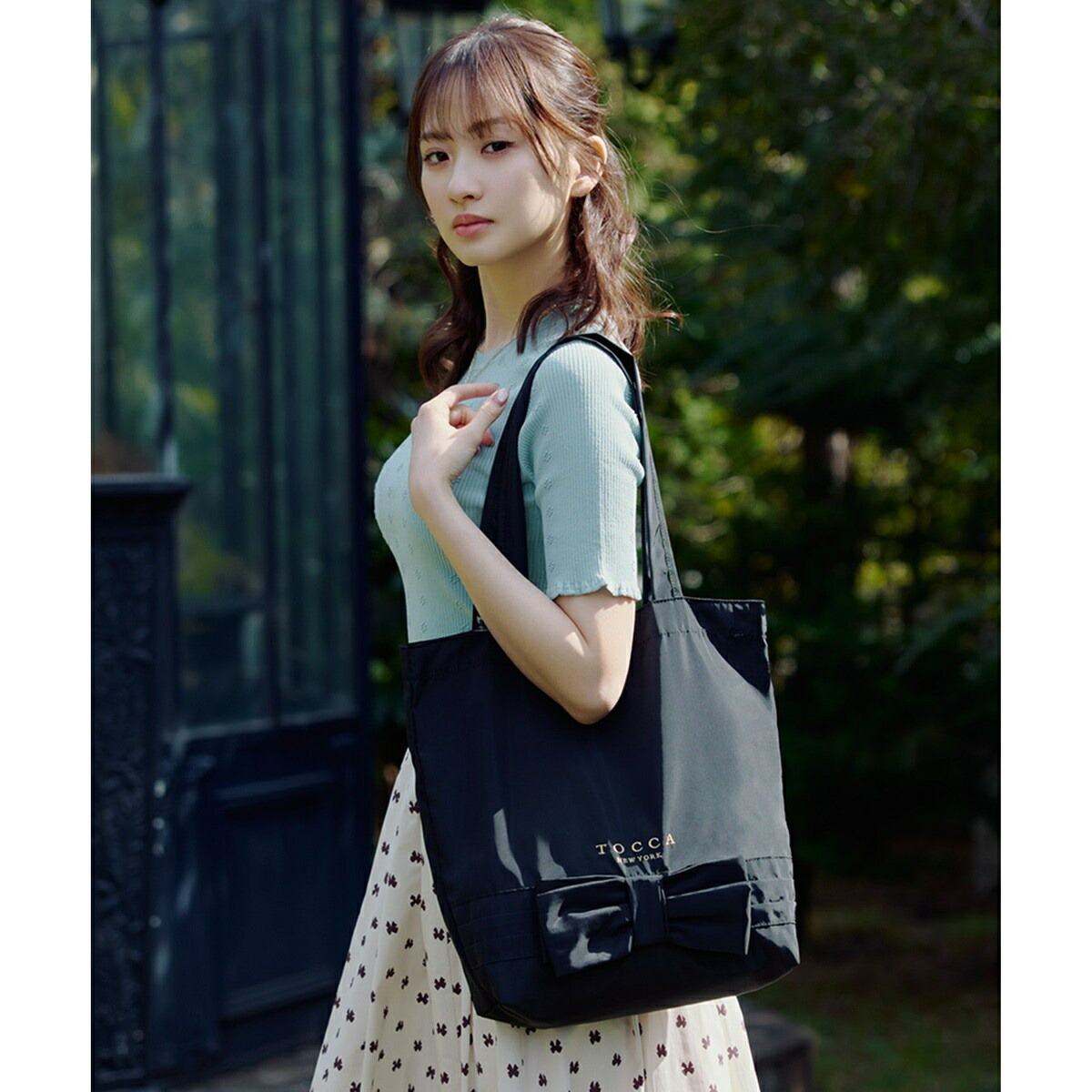 HOLDING KNOT SUBBAG 補欠選手御徒面子【星風まどかさん着付ける・A4大いさ相応う】／トッカ（TOCCA）