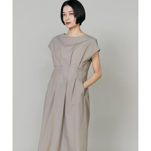 タックディティールワンピース|上品なシアー感と立体タックで涼しく映 /イネド(INED)|丸井(マルイ)店