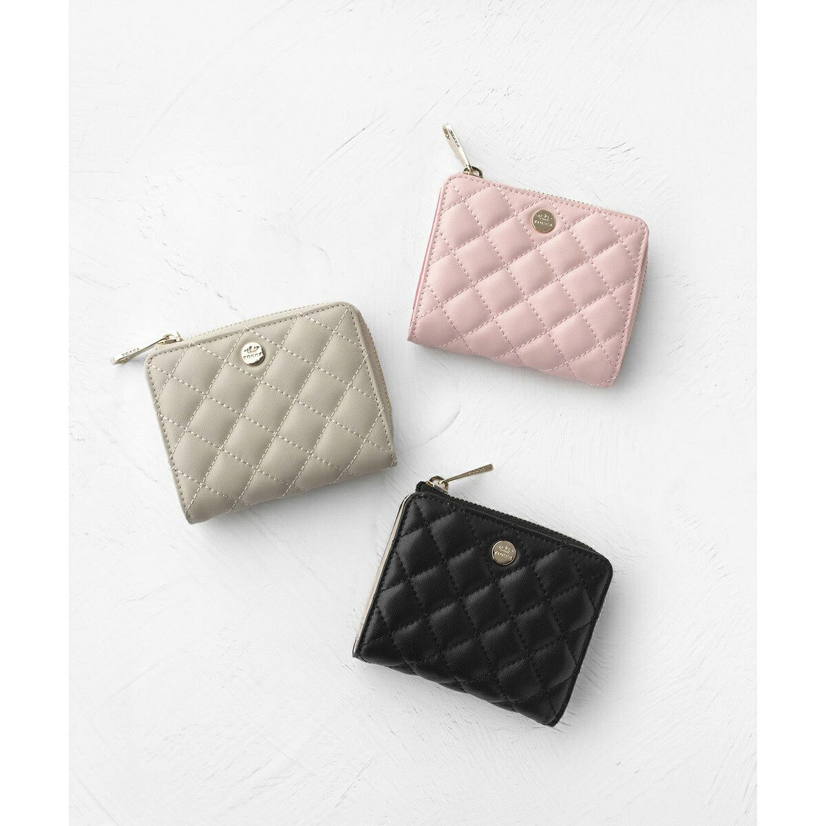 TRACE PAVE BIFOLD WALLET 二つ折り財布／トッカ（TOCCA）｜丸井（マルイ）店