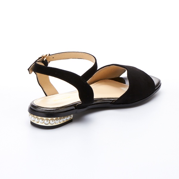 低めヒール【ファー素敵】Steve Madden Andreaサンダル (Steve Madden