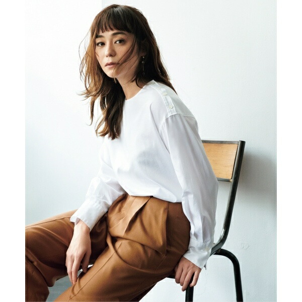 ずっと気になってた シャツ ブラウス 中村アンさん着用 Cancliniショルダーボタンブラウス 番号g29 23区 Fah Co Bw