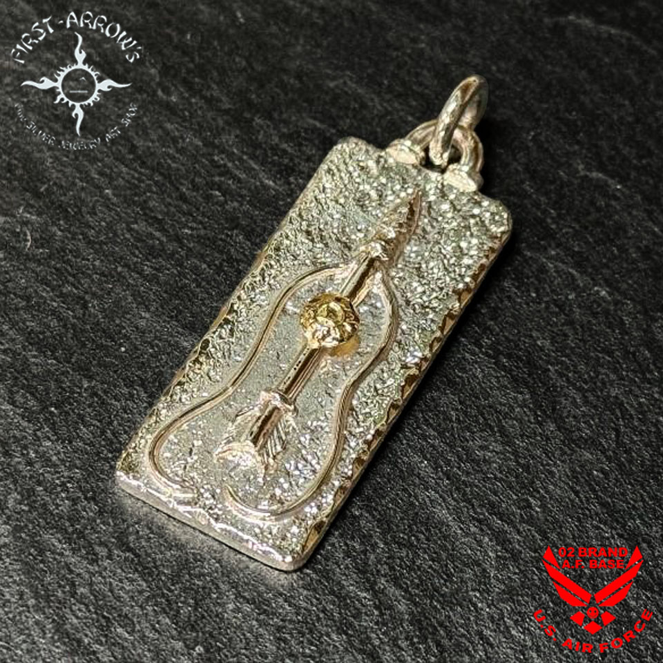 楽天市場】ポイント2倍!!ファーストアローズ K18付 フェザー ベア