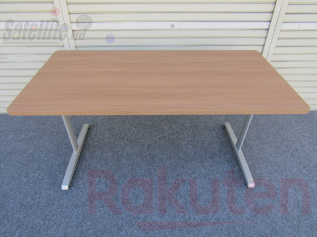 【中古品】8177シリーズ オカムラ 会議用 1575 ミーティングテーブル デスク 2021年製 16,060円