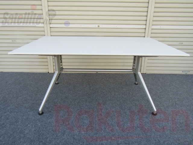 【中古品】イトーキ DDつづき物 W1500ｘD900粍  会合時刻表