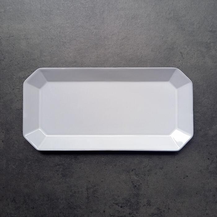 美品　大皿　白　スクエア（四角）2枚セット　約24.5cm 楽天市場】【白長角皿 36cm×24.5cm】アウトレット品 (大皿 四角