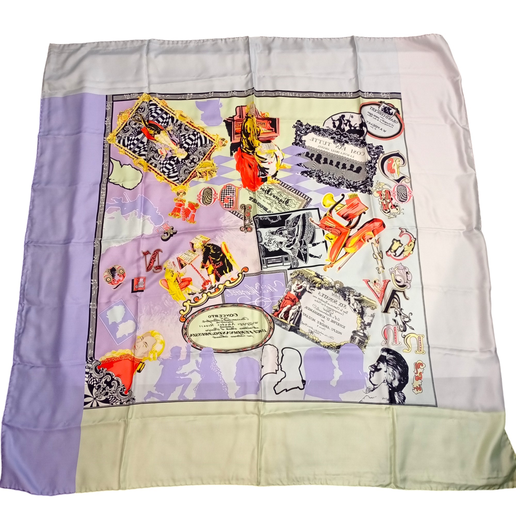 【新品】VERSACE 刺繍入り　アンティーク扇子柄　大判ハンカチ　ヴェルサーチ 新品】VERSACE 刺繍入り アンティーク扇子柄 大判ハンカチ