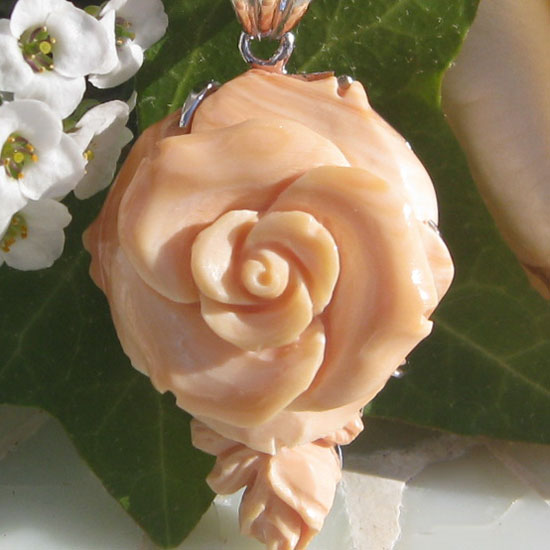 希少作品 Ciro Accanito作　コルネリアン シェル カメオ SILVER ぺンダントトップ【ロマンティックで美しい薔薇】