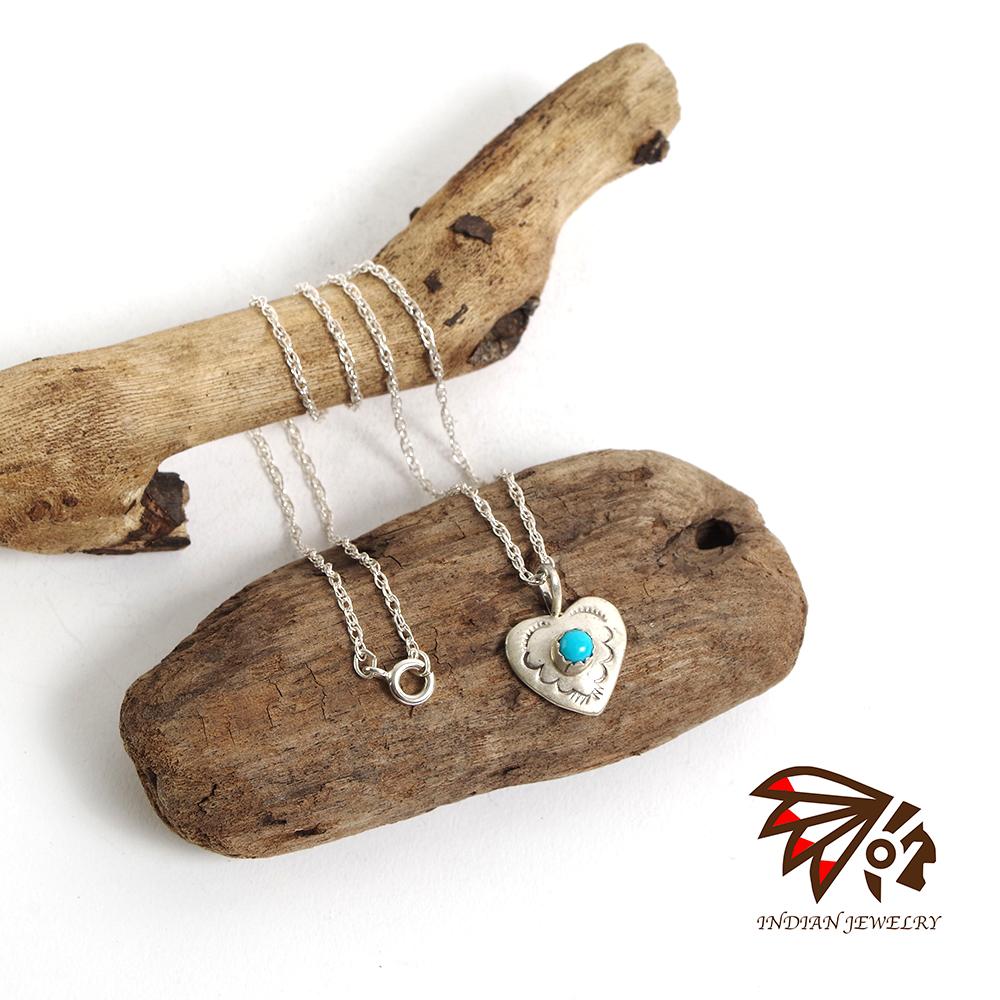 【INDIAN JEWELRY 北米インディアン宝飾品】Navajo Stampwork Heart pendant Unknown ナバホー スタンプワークハートペンダント 著作者曖昧模糊たる