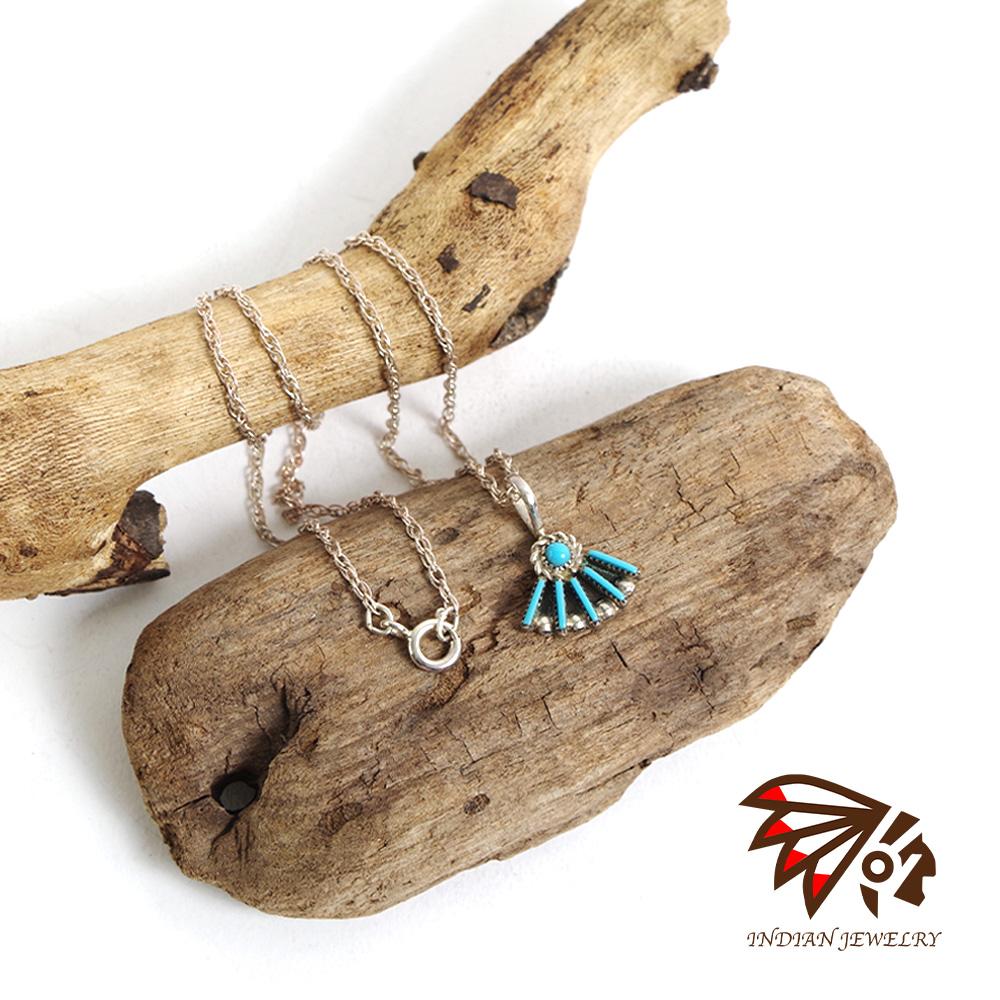 【INDIAN JEWELRY 北米インディアン宝飾品】ZUNI Fan Shape pendant Unknown ズニ ファンシェイプペンダント 著作者曖昧模糊たる