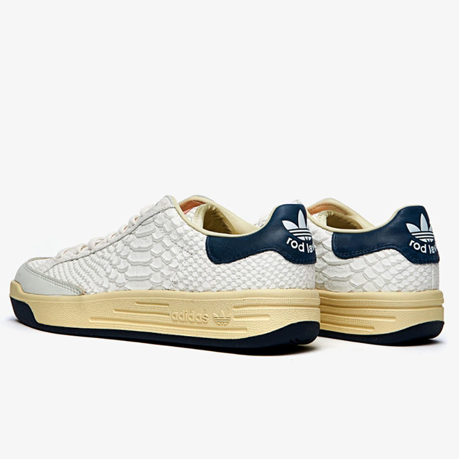 楽天市場 Adidas Originals アディダス オリジナルス Rod Laver Consortium Leather Pack Python ロッドレーバー コンソーシアム レザーパック パイソン メンズ スニーカー Core White Core White Collegiate Navy Fy4491 限定モデル Tens Clothing