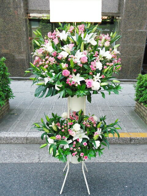 サクラ色＆白いこと系 照明ランプ花2段 RT-ST2-2029 御祝・開店・生まれ落ちる日・畏まり・ショウルーム・モデルルームなどの御祝事に！全国送りとどける能力のある！※15時までのご申しつけるで当日送りとどける出来る方面あります。（構成成分お届けできない方面あり）