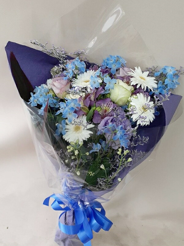 楽天市場】全国配送可能！ 花束 ～BULE SKY～ 水色系 お誕生日・送別会