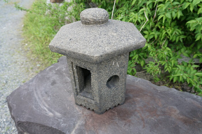 楽天市場】【送料無料】天下茶屋灯篭(1尺)【御影石】日本庭園に