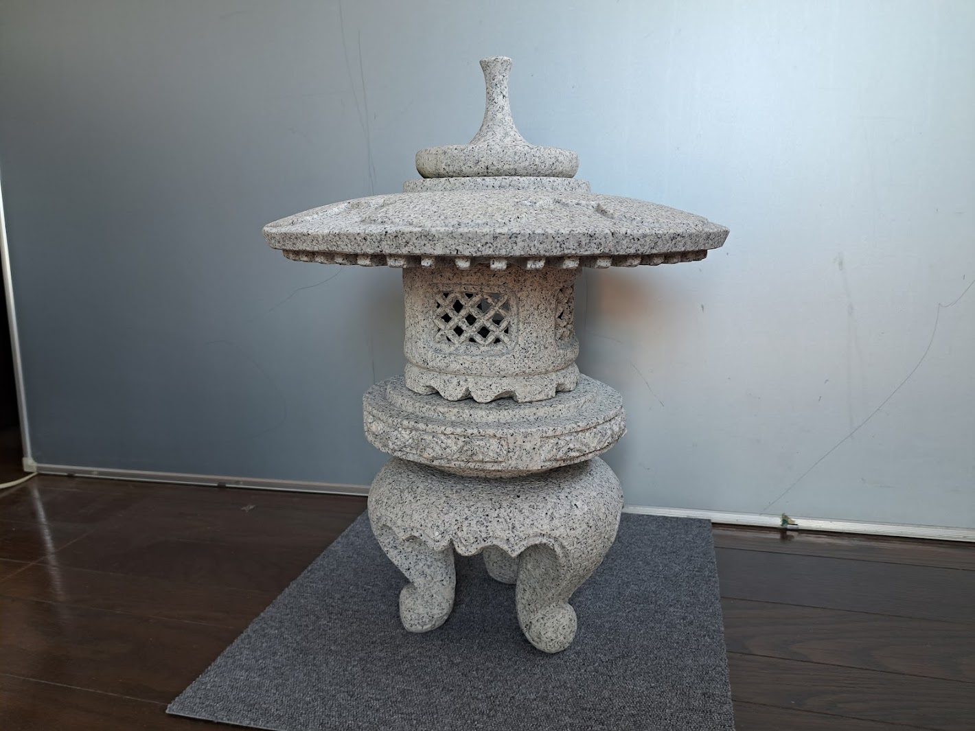 楽天市場】古代型 丸雪見灯篭 1.5尺 白 御影石 雪見 灯篭 灯籠