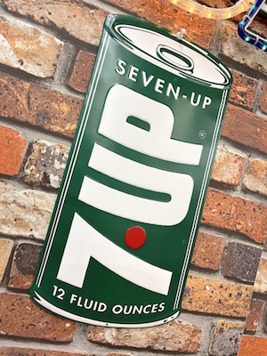 希少　7UP セブンアップ　ブリキ看板　USA製　ディスプレイ　ビンテージ　レア ブリキ看板 7UP セブンアップ インテリア メタルサインプレート
