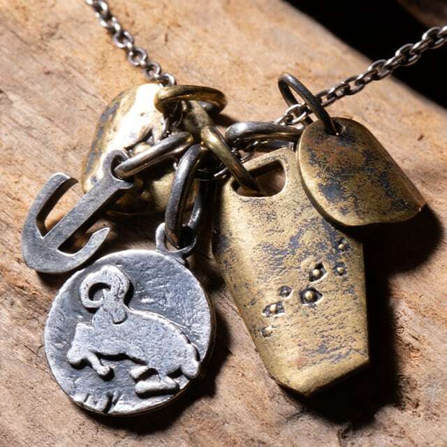 貨物輸送込み 今めかしいな首飾り しろがね色首飾り 今めかしい かっこいい しろがね色チェーン店 シャンデリヤ しろがね色925 燻し産業 ロングチェーン店 アンティーク メンズ クリスマス バレンタイン 白いことデー 19juuku Edda エッダ