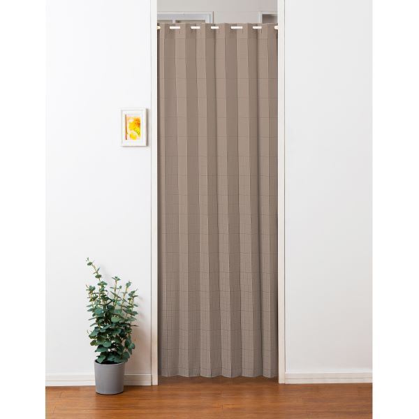 【ポイント20倍】間仕切り カーテン 約幅100×丈180cm×1枚 ブラウン 日本製 省エネ 断熱 保温 防炎 パタパタ フリーカット ファイヤディフェンス