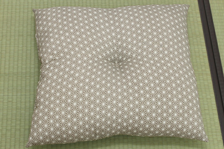 【ポイント20倍】座布団 銘仙判 日本製 『錦』 ベージュ 約55cn×59cm 2枚組【ベージュ】 【代引不可】