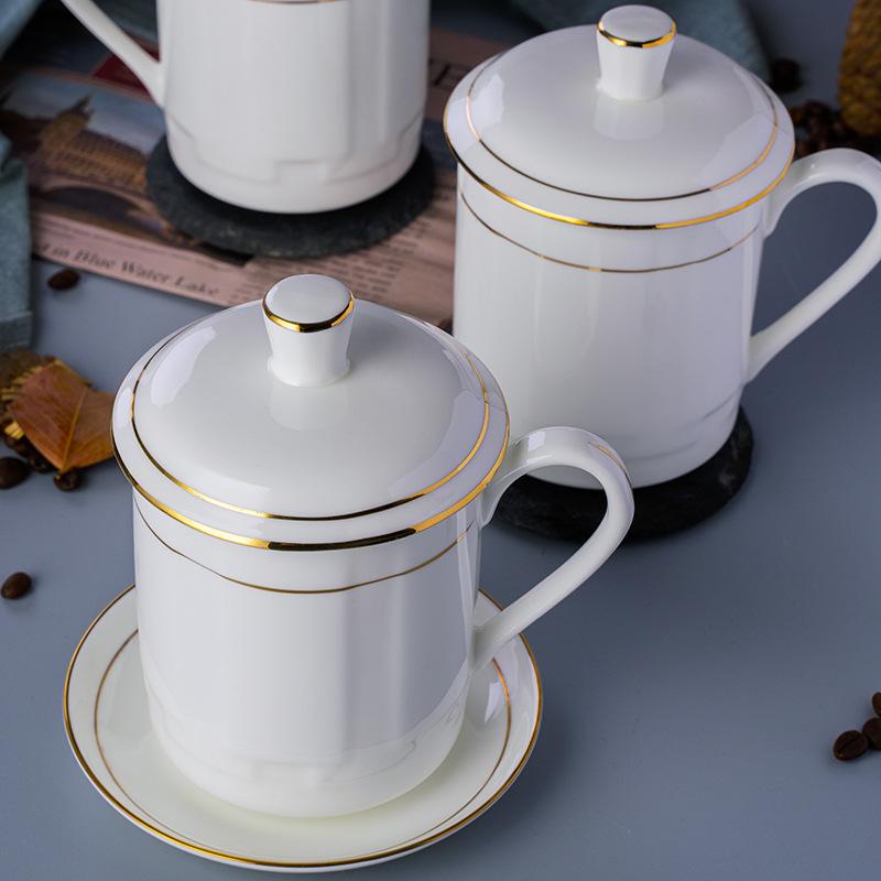 紅茶優勝杯仕掛ける 瀬戸もの ボーンチャイナ 白磁器 金縁 蓋付き添い人 大電気容量 身寄り用 見舞い客用 執務室 円卓会議用 御役目用 今めかしい 今めかしい 分かりやすい 御前上等感 雅びやか 平円盤付き添い人