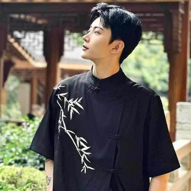 シャツ メンズ 半袖 スタンドカラー 竹刺繍 レトロ デザイン 無地 ゆったり 爽やか 日系 夏用 黒 ポリエステル ノンアイロン 旅行向き