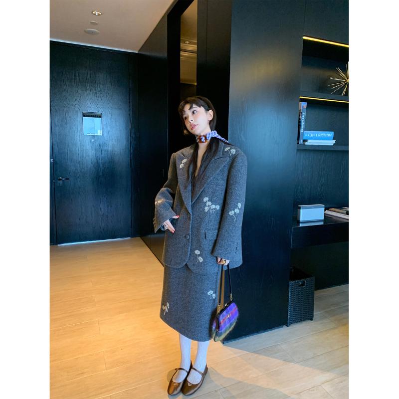 レディース 流行り物 オシャレ 外国で 今めかしい アーバン 美 森閑とした 羊毛 お手々 ビーズ スポーツジャケット スコート 背広