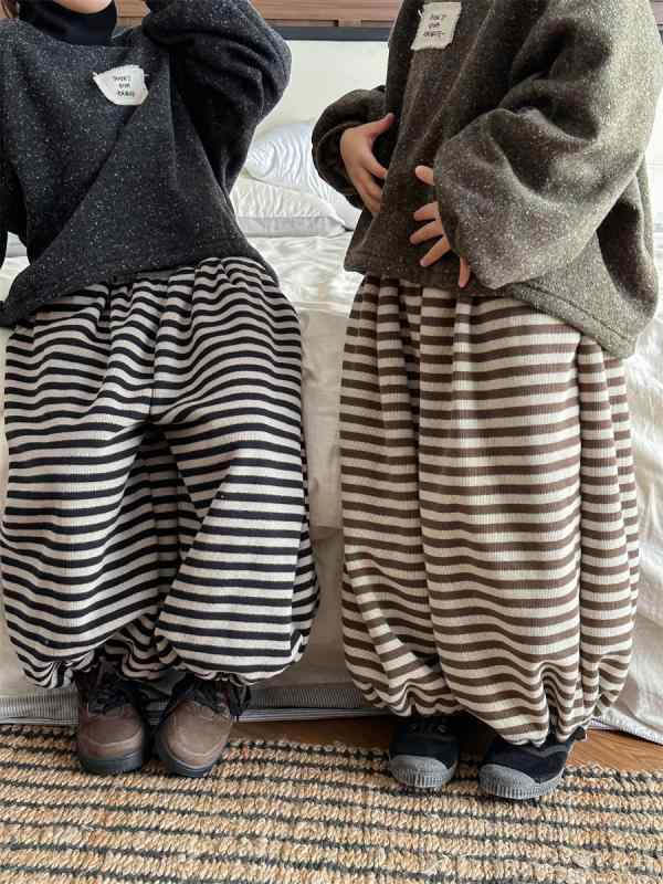 キッズ 秋冬 スウェットパンツ ストライプ柄 厚手フリース ルーズフィット ランタンシルエット 綿素材 柔らかい 高腰 ゴムウエスト ブラック ブラウン系 カジュアル 普段使い