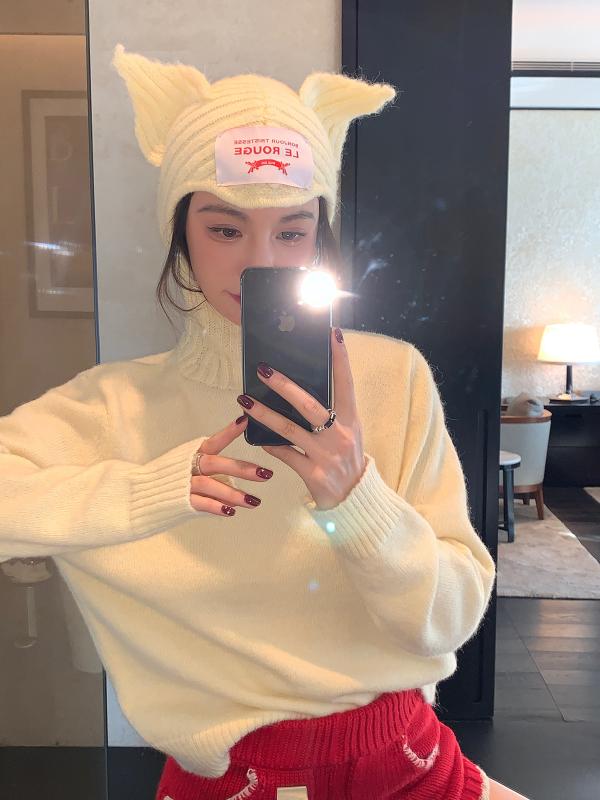 レディース ファッション オシャレ 海外 モダン アーバン ル ルージュ キュア かわいい 豚 帽子 スタイリング ニット 布 ラベル プルオーバー フード付き ウール セーター